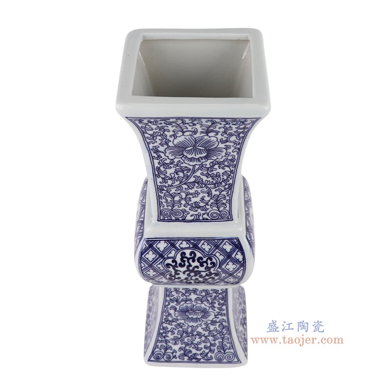 青花缠枝牡丹纹四方花菇瓶,产品编号:RYUJ57 产品尺寸(单位cm): 高33.7直径11.7口径17底径11重量1.95KG