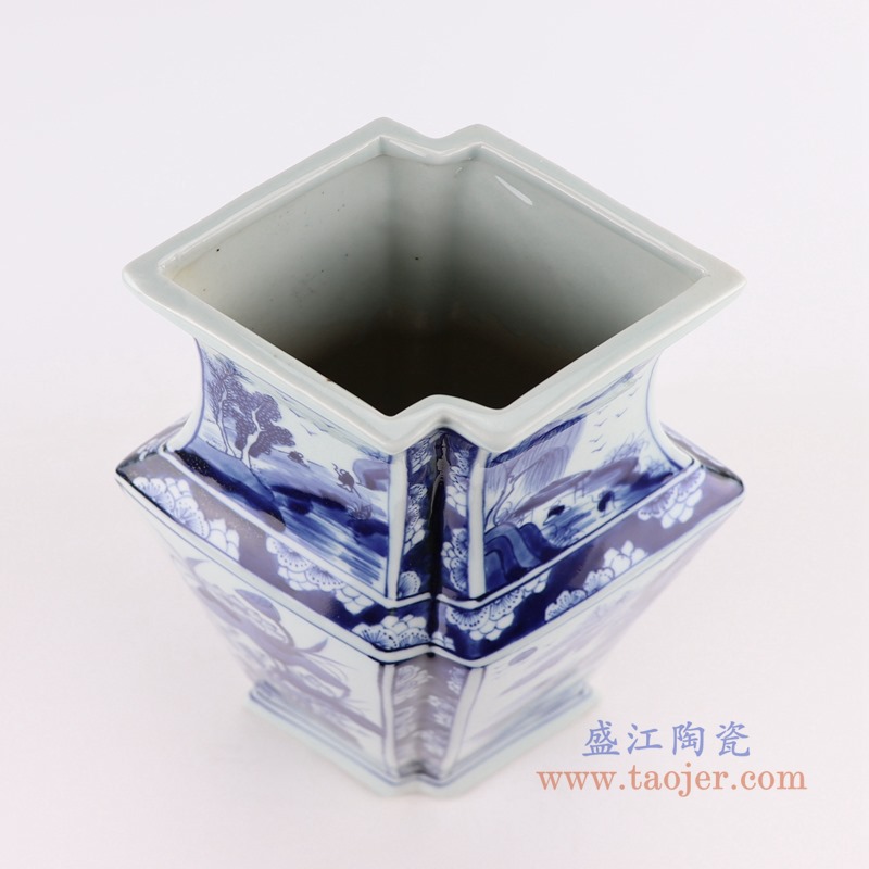青花花鸟菱形花瓶异形花瓶;产品编号:RYUK39 产品尺寸(单位cm): 高:37.3直径:23口径:18底径:17重量:2.3KG