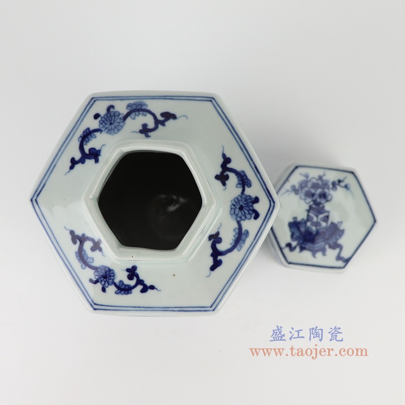 青花竹林七贤人物六方罐,产品编号:RYUK48 产品尺寸(单位cm): 高20.4直径12.8口径11底径重量1.2KG