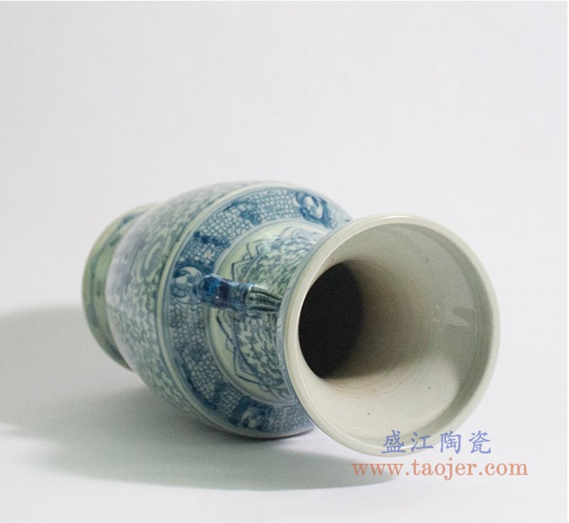青花喜字纹双耳花瓶;产品编号:RYVM13-B 产品尺寸(单位cm): 高:37直径:18口径:13.4底径:14.2重量:1.6KG