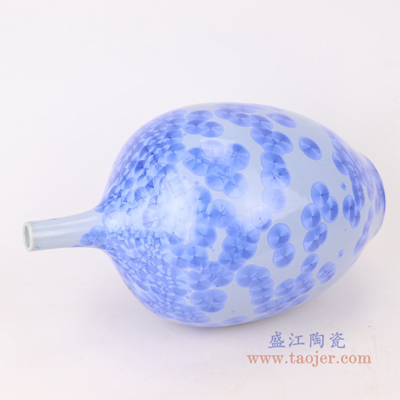 结晶釉蓝色蓝花尖嘴胆瓶;产品编号:RYYX07-A 产品尺寸(单位cm): 高:36.8直径:22口径:2.5底径:10重量:4KG