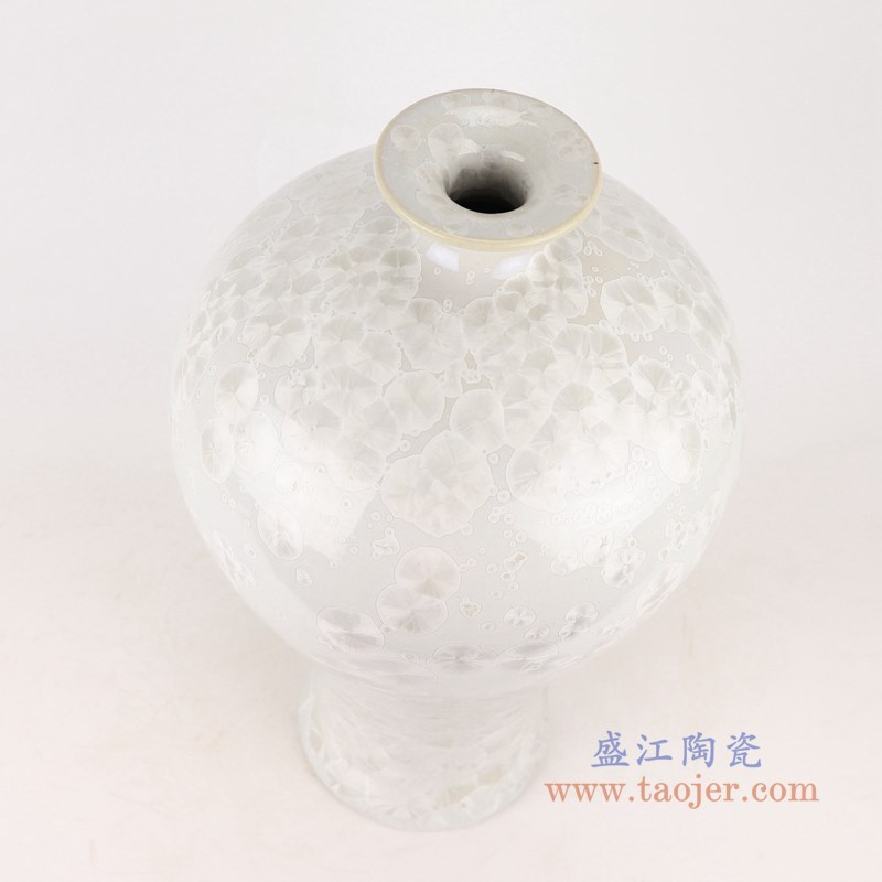 结晶釉纯白色白底梅瓶;产品编号:RYYX08 产品尺寸(单位cm): 高:41.5直径:23.8口径:8底径:13.7重量:5.3KG