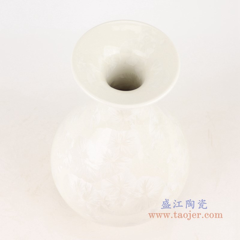 结晶釉纯白色玉壶春瓶;产品编号:RZCU08 产品尺寸(单位cm): 高:30.2直径:18口径:11.2底径:11重量:1.65KG