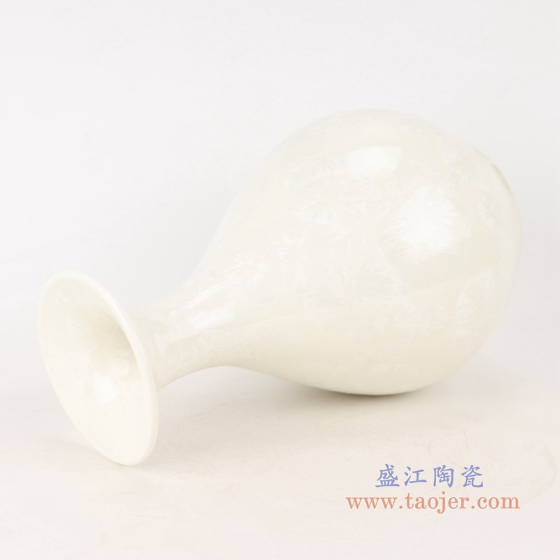 结晶釉纯白色玉壶春瓶；产品编号：RZCU08       产品尺寸(单位cm):  高：30.2直径：18口径：11.2底径：11重量：1.65KG