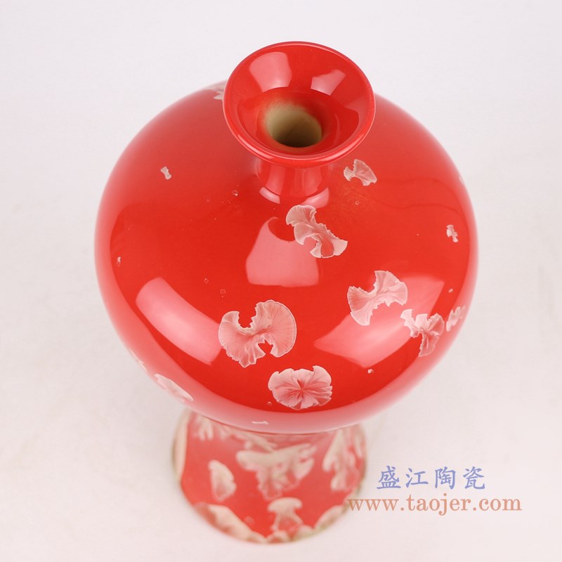 结晶釉红底红色梅瓶；产品编号：RZCU13       产品尺寸(单位cm):  高：28.5直径：14口径：4.9底径：9.2重量：1KG
