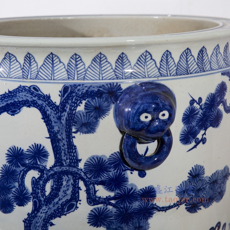 青花松竹梅狮子头耳大缸,产品编号:RZFH02-F 产品尺寸(单位cm): 高42直径45口径8.5底径30重量13.5KG