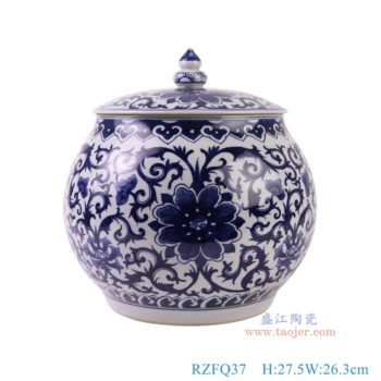 RZFQ37   青花缠枝莲西瓜盖罐，   高27.5直径26.3口径底径16.8重量3.6KG
