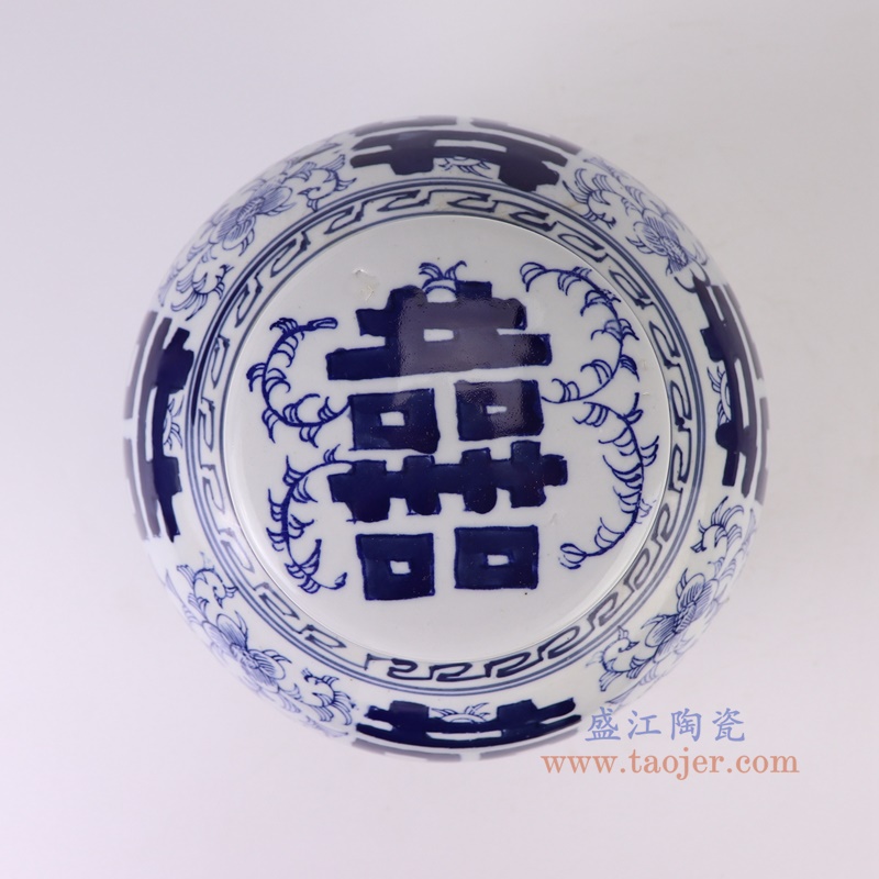 青花缠枝喜字坛罐茶叶罐,产品编号:RZKT04-Z 产品尺寸(单位cm): 高24.8直径23.3口径底径17.2重量2.8KG
