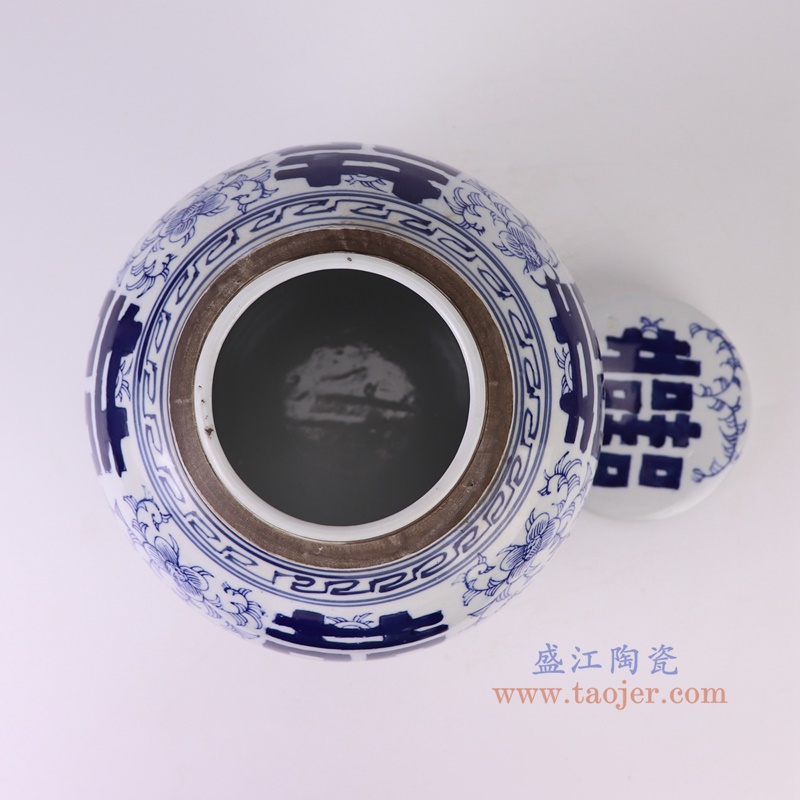 青花缠枝喜字坛罐茶叶罐,产品编号:RZKT04-Z 产品尺寸(单位cm): 高24.8直径23.3口径底径17.2重量2.8KG