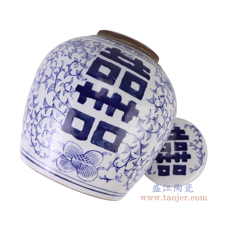 青花缠枝喜字坛罐茶叶罐,产品编号:RZKT04-Z 产品尺寸(单位cm): 高24.8直径23.3口径底径17.2重量2.8KG