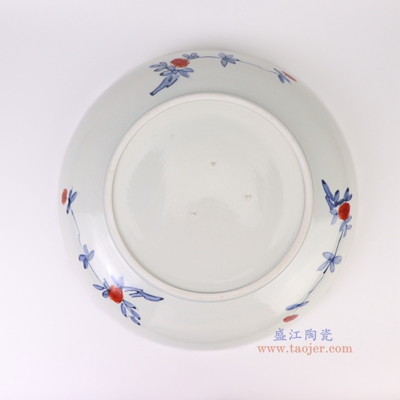 青花斗彩矾红山鹰人物花鸟开窗大盘,产品编号:RZQF26 产品尺寸(单位cm): 高7.8直径43.3口径底径26.8重量2.8KG