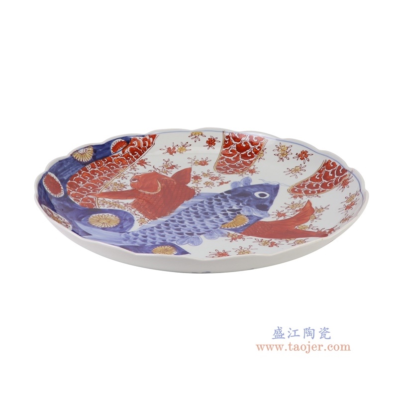 青花斗彩海水交叉鱼纹大盘,产品编号:RZQF28 产品尺寸(单位cm): 高6.6直径44口径底径27.2重量3.15KG