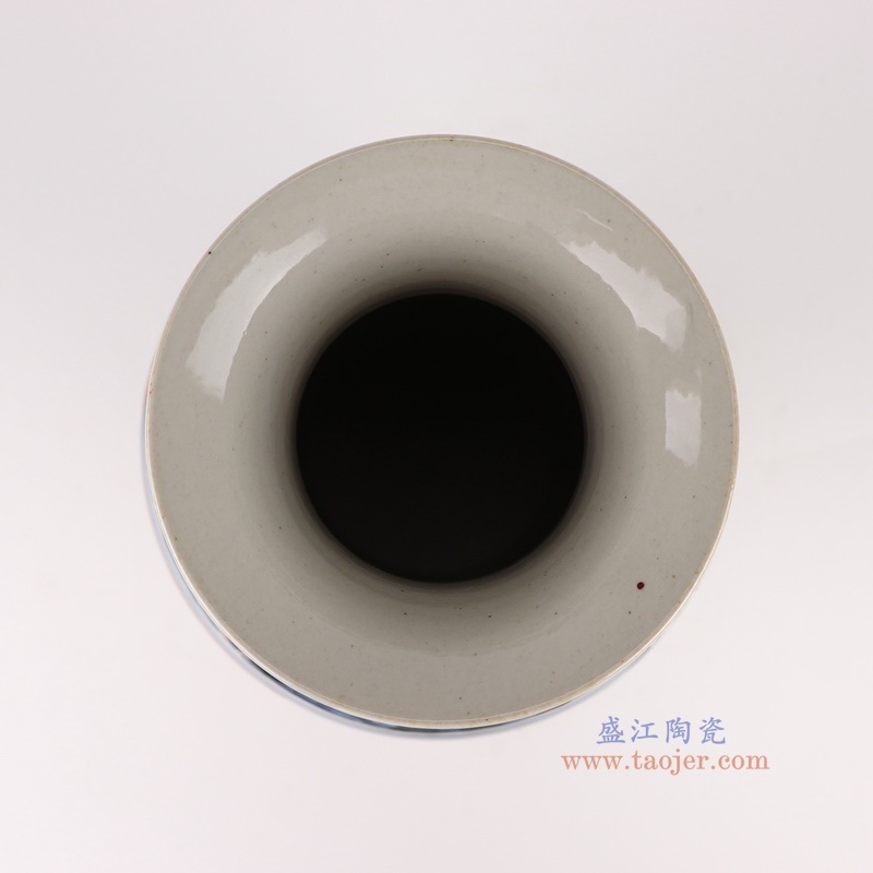 青花红绿斗彩山水人物鹰鱼尾瓶,产品编号:RZQF33 产品尺寸(单位cm): 高41.4直径18.5口径底径13.7重量3.7KG
