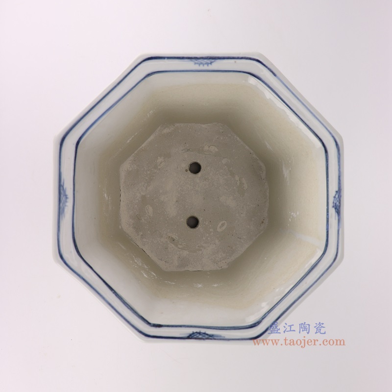 青花山水八角花盆,产品编号:RZQM06 产品尺寸(单位cm): 高25.2直径31.8口径底径23.5重量4.5KG