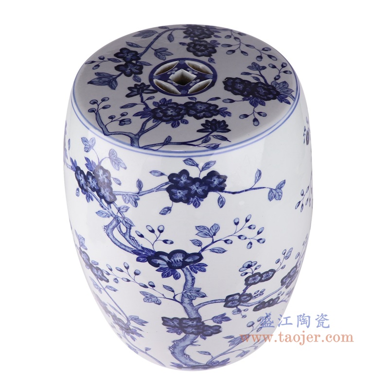 青花梅花纹铜钱孔鼓凳圆凳子,产品编号:RZSI39-A 产品尺寸(单位cm): 高44直径35.3口径底径28重量12KG