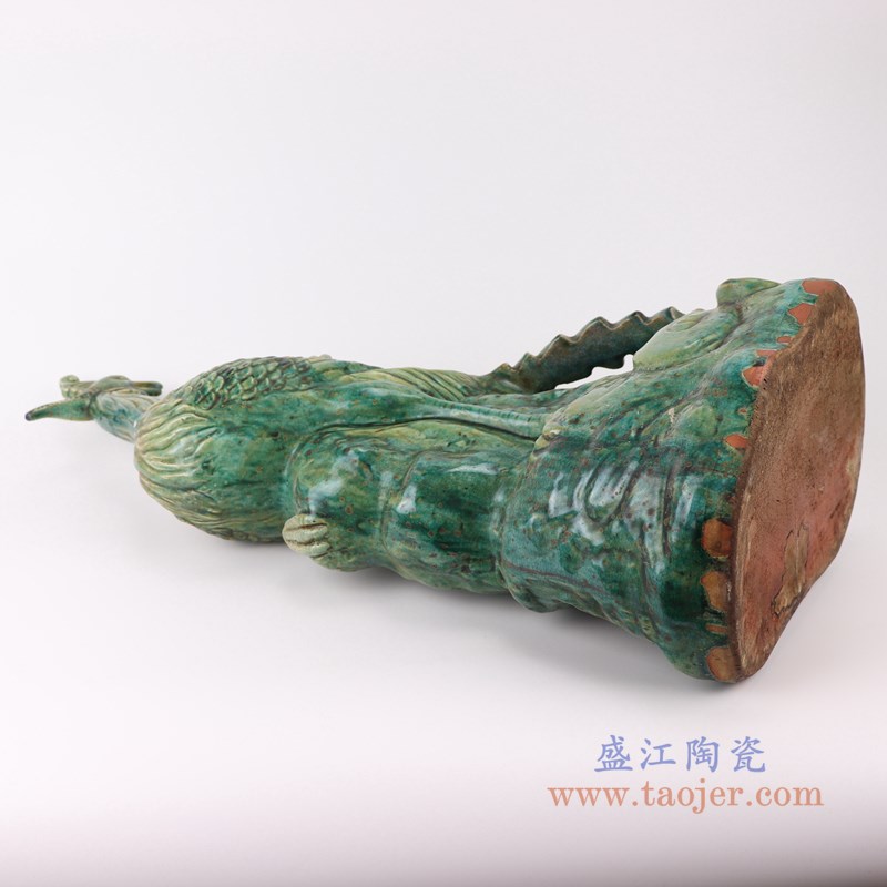 仿古窑变绿釉雕塑雕刻大号孔雀;产品编号:RZSP03 产品尺寸(单位cm): 高:59直径:27口径:底径:重量:6.2KG