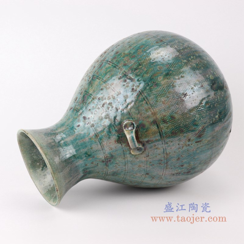仿古窑变绿釉双耳横线条纹罐子;产品编号:RZSP08 产品尺寸(单位cm): 高:31.5直径:24.8口径:12.2底径:13重量:3.6KG