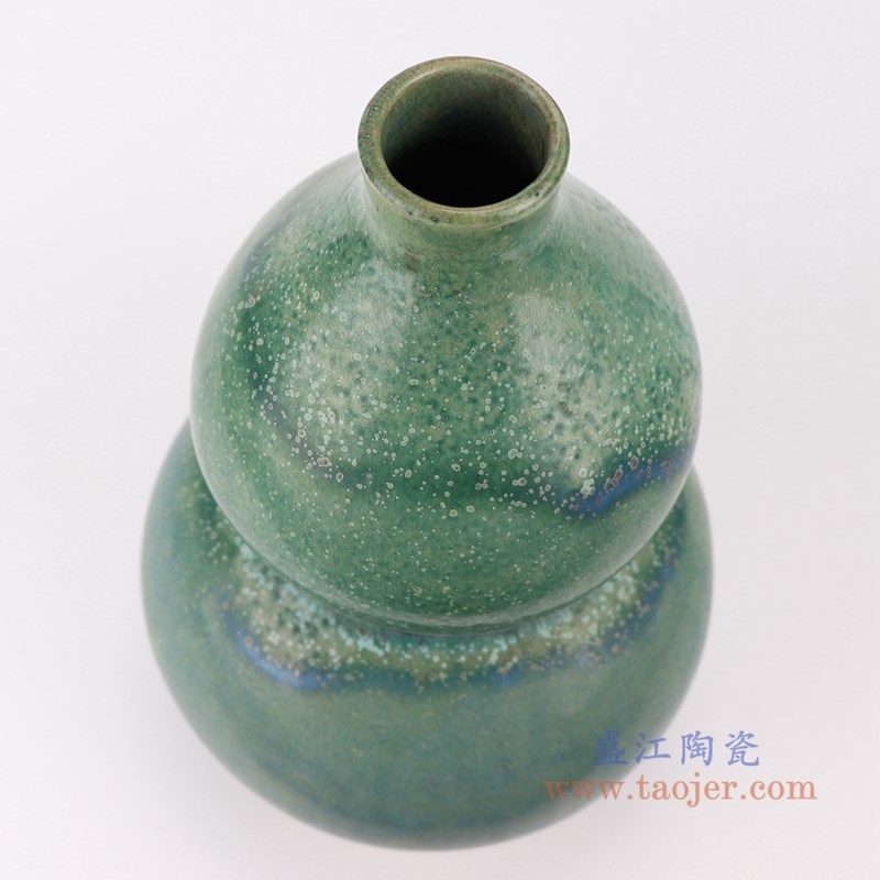 仿古窑变绿釉葫芦瓶;产品编号:RZSP09 产品尺寸(单位cm): 高:36直径:22口径:5底径:12重量:2.1KG