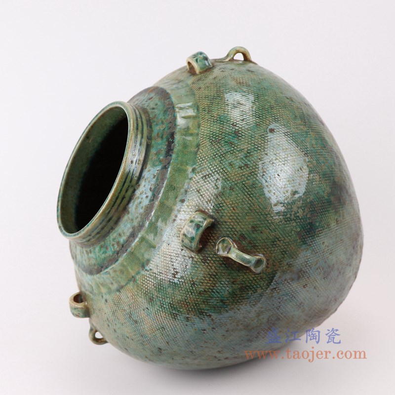 仿古窑变绿釉四耳大肚瓶大肚罐子;产品编号:RZSP14 产品尺寸(单位cm): 高:28.8直径:33.2口径:13.5底径:16.5重量:4.85KG