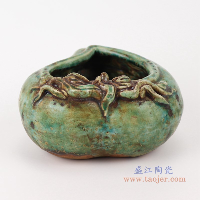 仿古窑变绿釉小烟灰缸;产品编号:RZSP17 产品尺寸(单位cm): 高:6.8直径:14口径:8.5底径:8.3重量:0.6KG