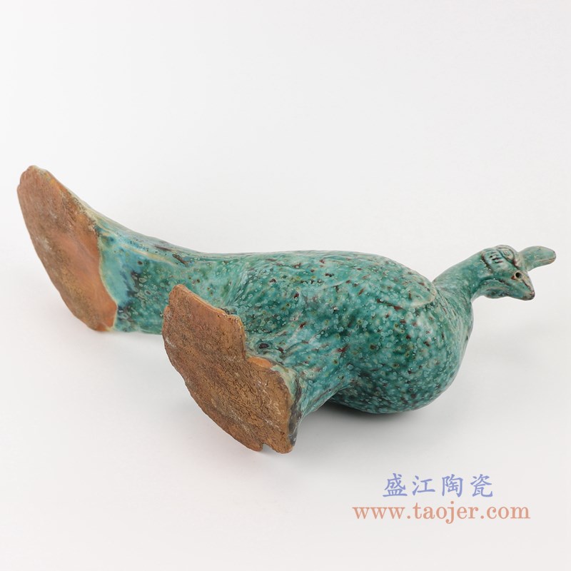 仿古窑变绿釉雕刻雕塑小孔雀;产品编号:RZSP19 产品尺寸(单位cm): 高:24直径:34.5口径:底径:重量:1.3KG