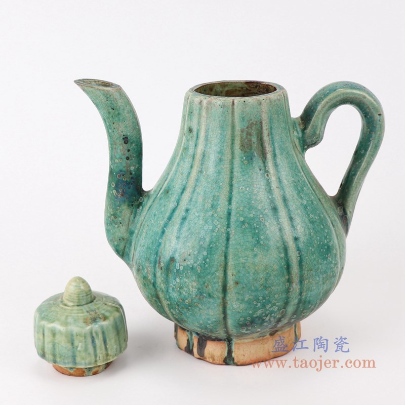 仿古窑变绿釉竖纹带盖水壶酒壶;产品编号:RZSP24 产品尺寸(单位cm): 高:23直径:21.6口径:6.1底径:8.7重量:1.5KG