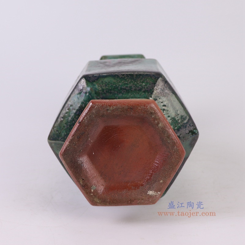 窑变绿色八方花瓶,产品编号:RZSP60 产品尺寸(单位cm): 高27.7直径14.5口径底径10重量1.3KG