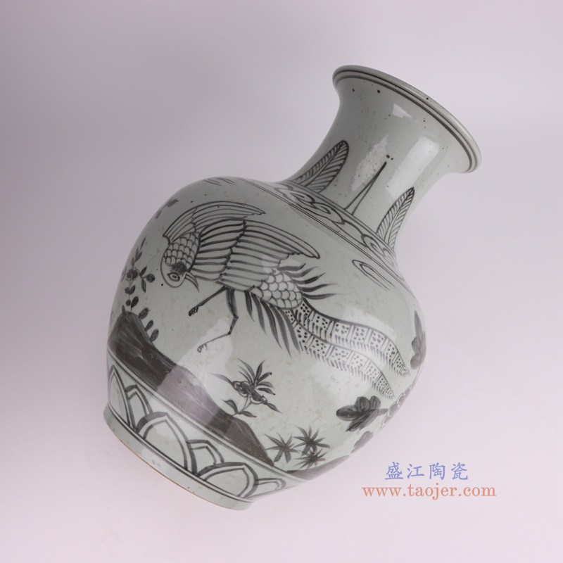 墨彩锦鸡花鸟花瓶，产品编号：RZSX64       产品尺寸(单位cm):  高19.2直径21.5口径底径17重量2.2KG