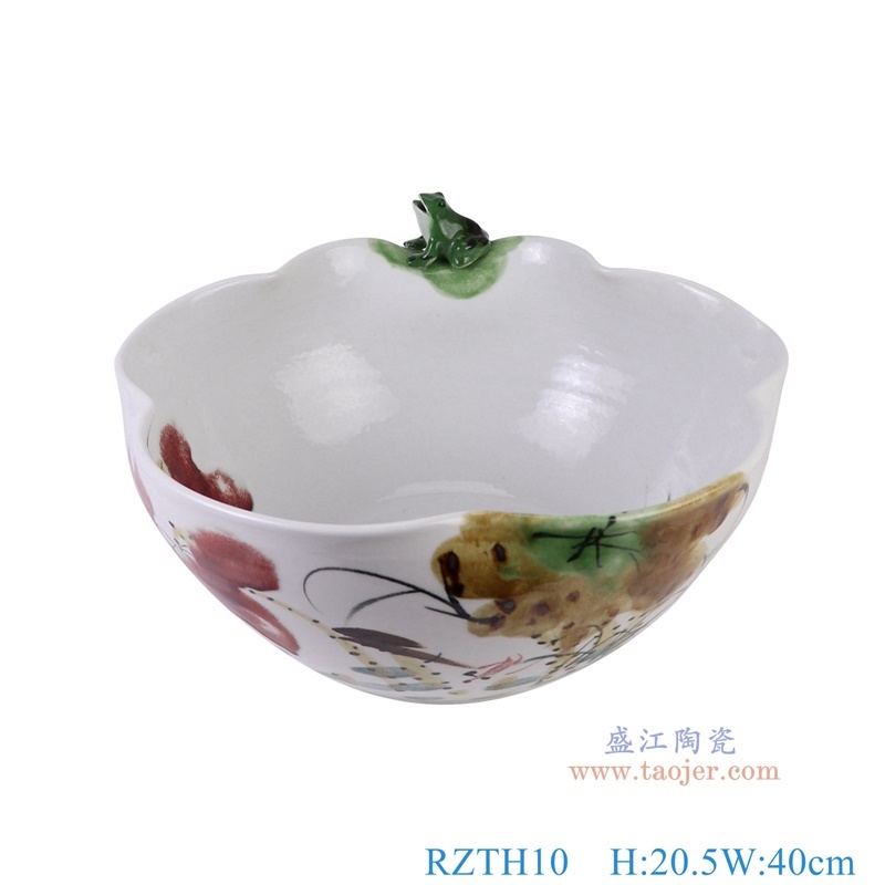 窑变粉彩雕刻青蛙异形荷花缸水浅,产品编号:RZTH10 产品尺寸(单位cm): 高20.5直径40口径底径19.5重量4.95KG