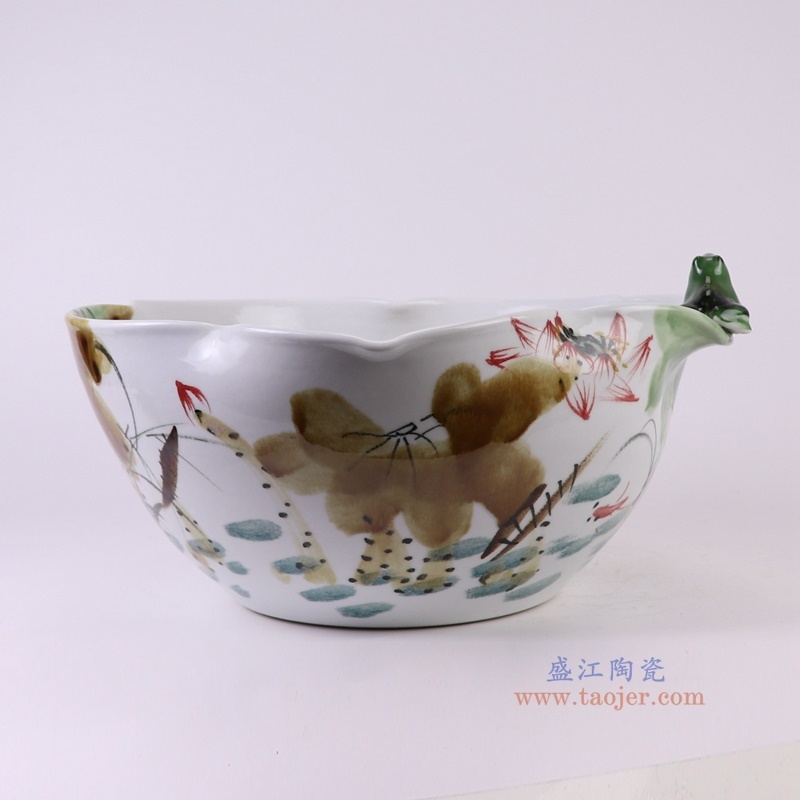 窑变粉彩雕刻青蛙异形荷花缸水浅,产品编号:RZTH10 产品尺寸(单位cm): 高20.5直径40口径底径19.5重量4.95KG