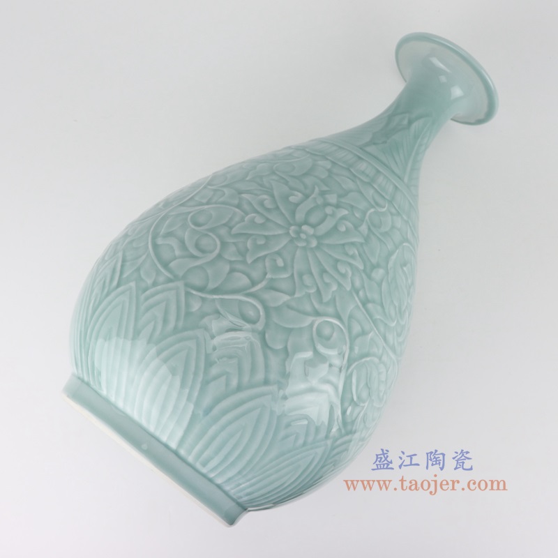 青釉雕刻缠枝莲玉壶春瓶，产品编号：RZTM18       产品尺寸(单位cm):  高39.5直径24口径底径15重量3.55KG