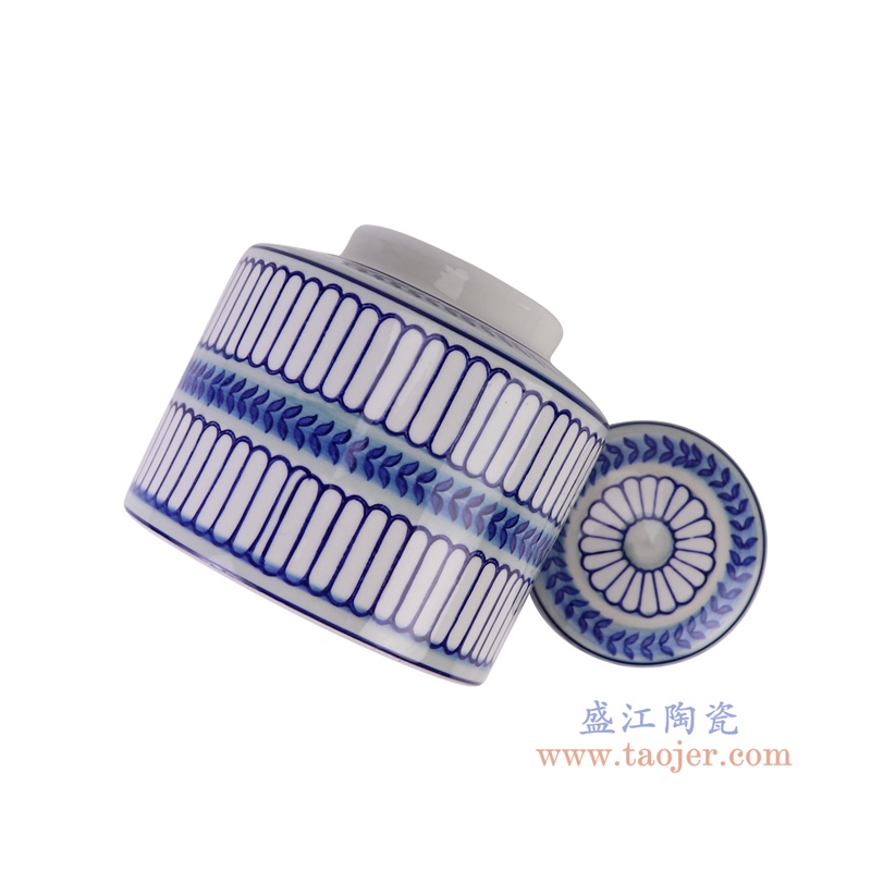 花浅蓝竖纹直筒茶叶罐小号,产品编号:RZTo53-E-S 产品尺寸(单位cm): 高16直径15.3口径底径重量1.1KG