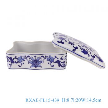 RXAE-FL15-439    青花缠枝莲长方形糖果盒，    高8.7直径20口径21底径重量1.4KG