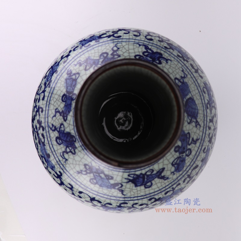 仿古开片青花缠枝莲天球瓶，产品编号：RXAH06       产品尺寸(单位cm):  高54直径36口径19.5底径19.2重量12.55KG