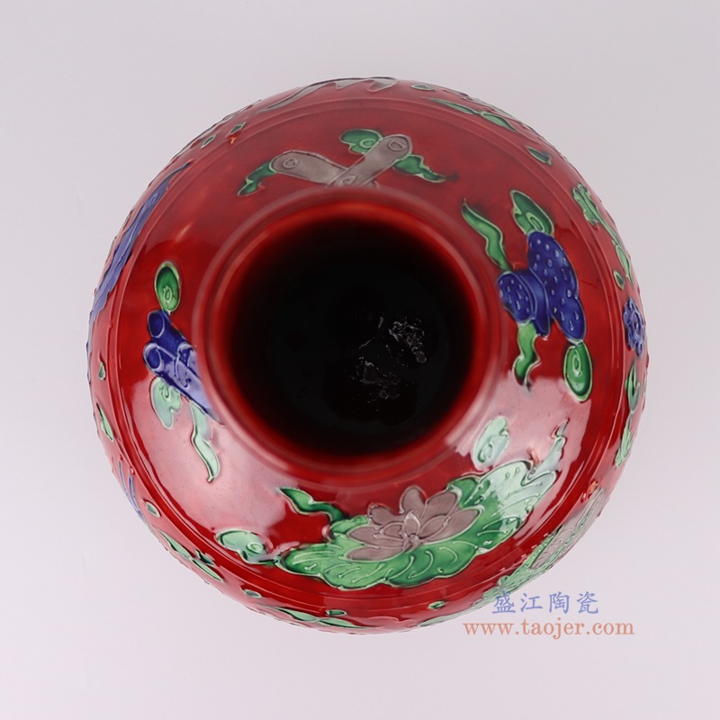红底雕刻龙凤呈祥纹天球瓶大号，产品编号：RXAJ01-A       产品尺寸(单位cm):  高31.3直径20.7口径19.5底径10.5重量2KG