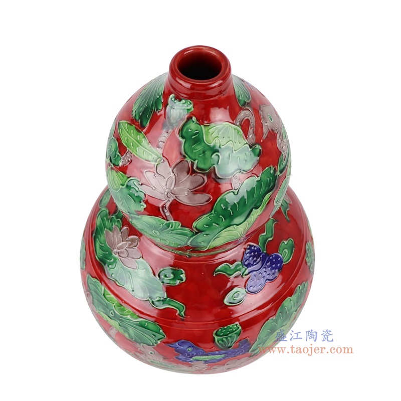 红底雕刻鸳鸯戏水荷花纹葫芦瓶大号，产品编号：RXAJ05       产品尺寸(单位cm):  高32.8直径20口径底径11.2重量2KG