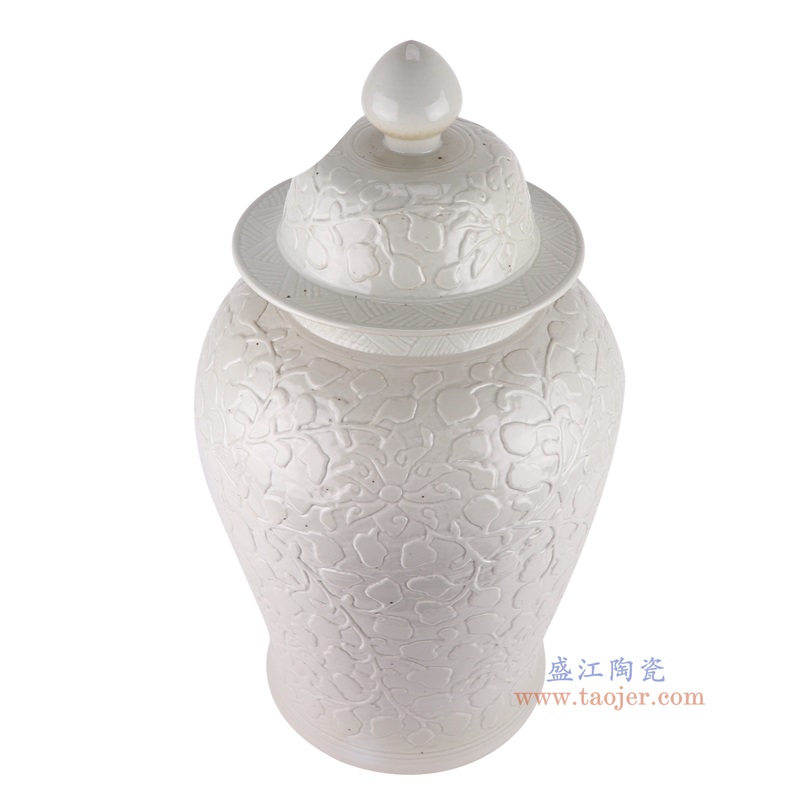 纯白雕刻花卉将军罐，产品编号：RZMA31       产品尺寸(单位cm):  高59.5直径32.7口径14.4底径23.6重量11KG