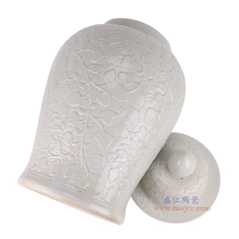 纯白雕刻花卉将军罐，产品编号：RZMA31       产品尺寸(单位cm):  高59.5直径32.7口径14.4底径23.6重量11KG