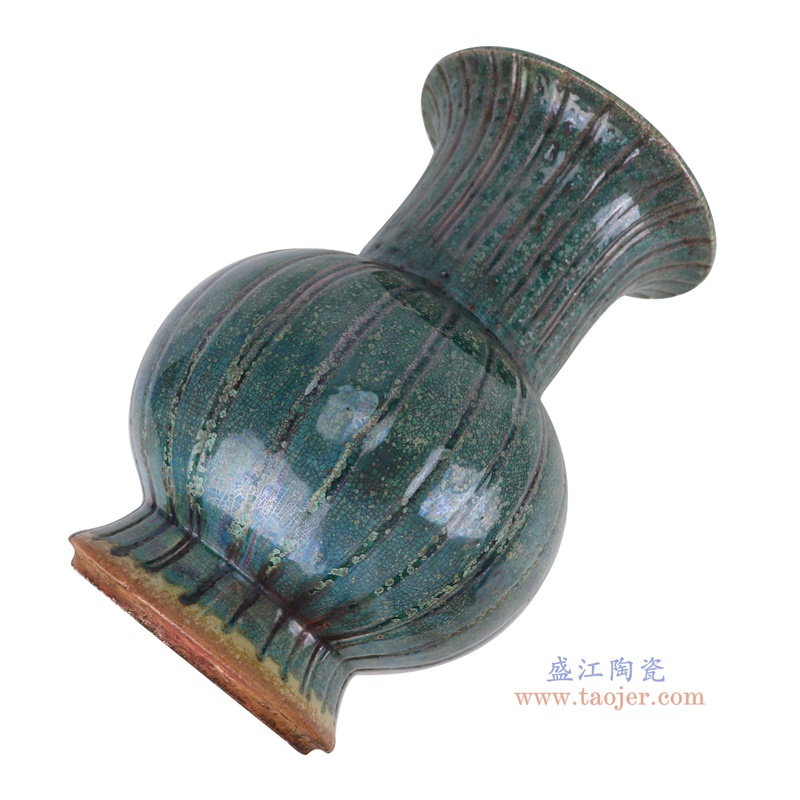 开片窑变绿釉雕刻竖纹花觚瓶，产品编号：RZSP45       产品尺寸(单位cm):  高34.4直径23.5口径3.8底径16.7重量4.15KG