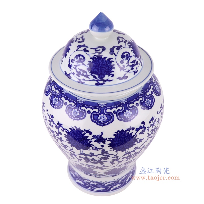 青花缠枝莲将军罐小号，产品编号：RZTY08-S       产品尺寸(单位cm):  高36直径21.5口径底径14.3重量3.45KG