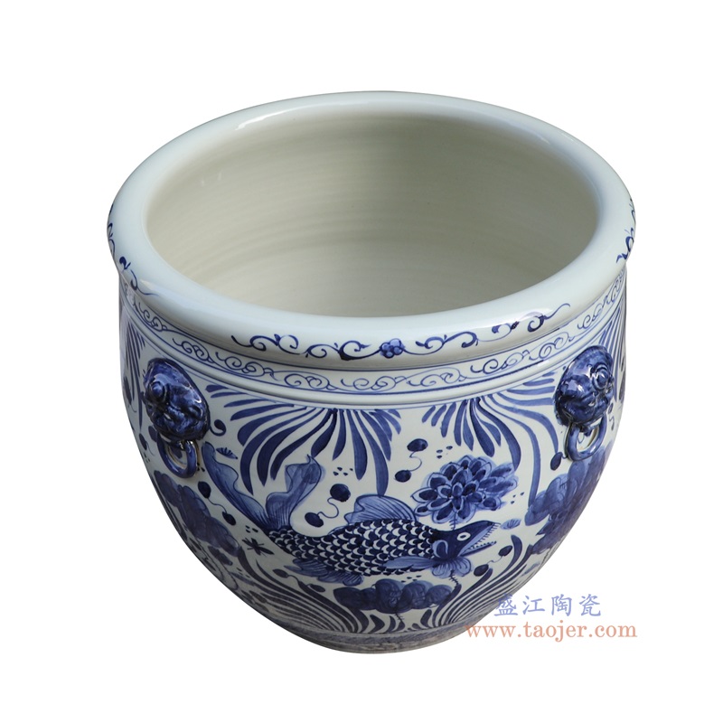 青花鱼藻纹狮子耳大缸俯视图