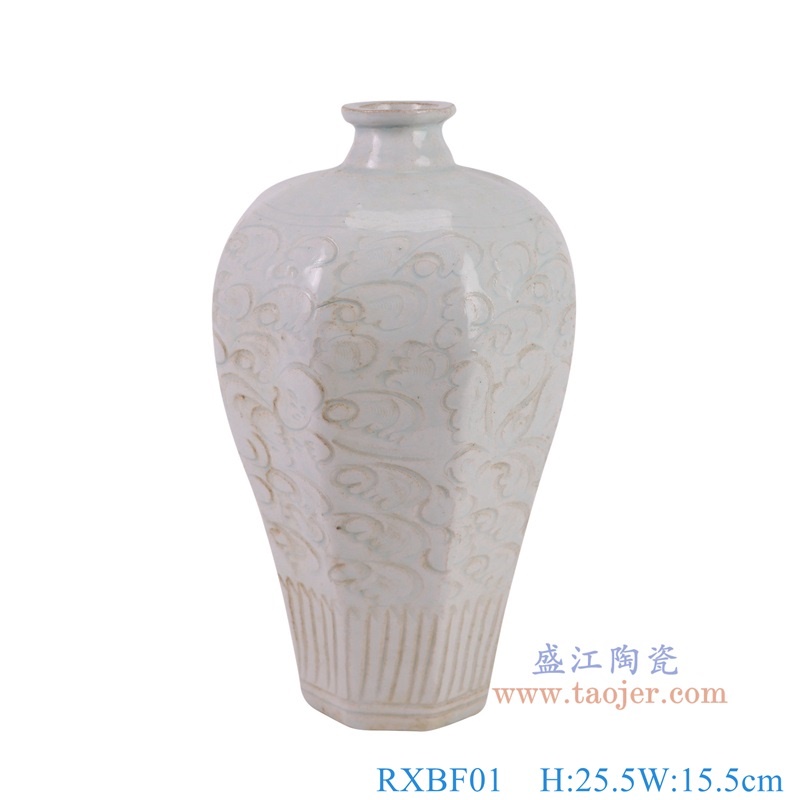 仿宋湖田窑影青刻花八方梅瓶