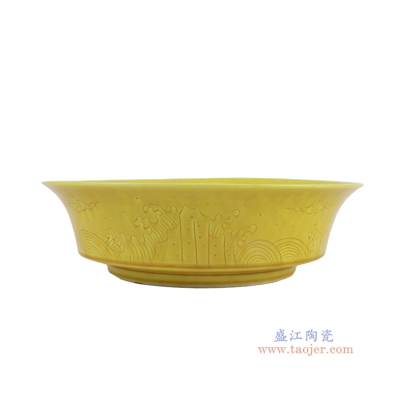 霁黄釉雕刻龙纹大碗