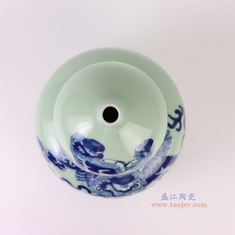 RXBB01-A-L青花狮子纹葫芦瓶大号顶部图