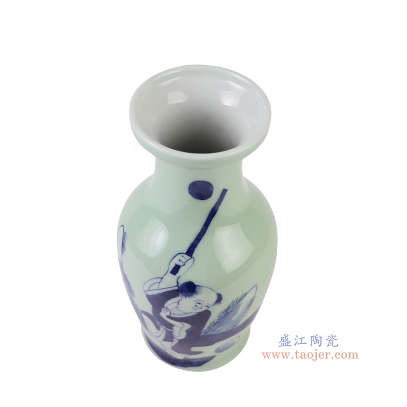RXBB02-A青花婴戏孩童人物鱼尾瓶俯视图