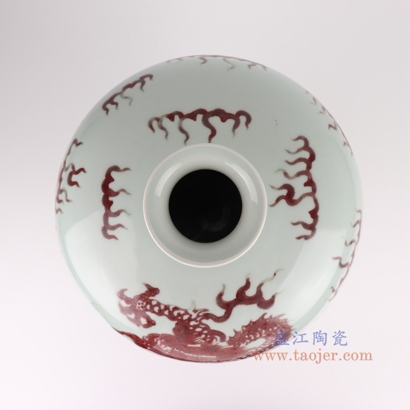 RYWU28-A-L釉里红龙纹梅瓶大号顶部图