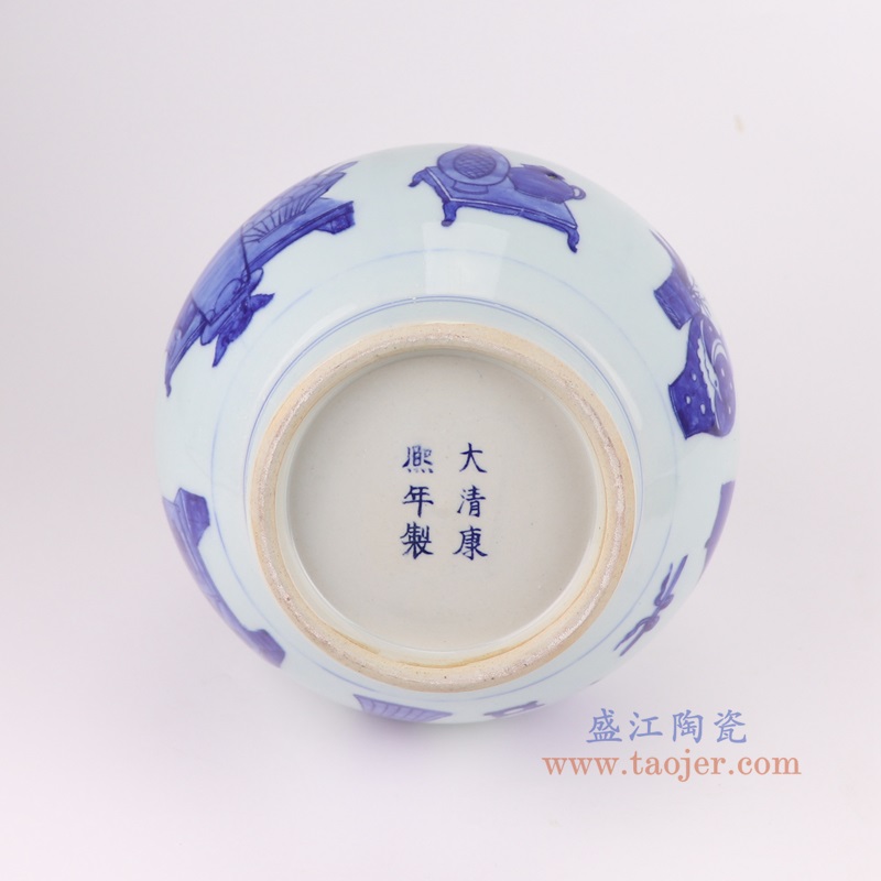 RYYC09-A青花博古纹胆瓶底部图