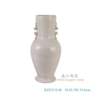 RZGY10-B 灰白雕刻狮子双耳鱼尾瓶 高42.3直径19.6底径14重量3.7KG