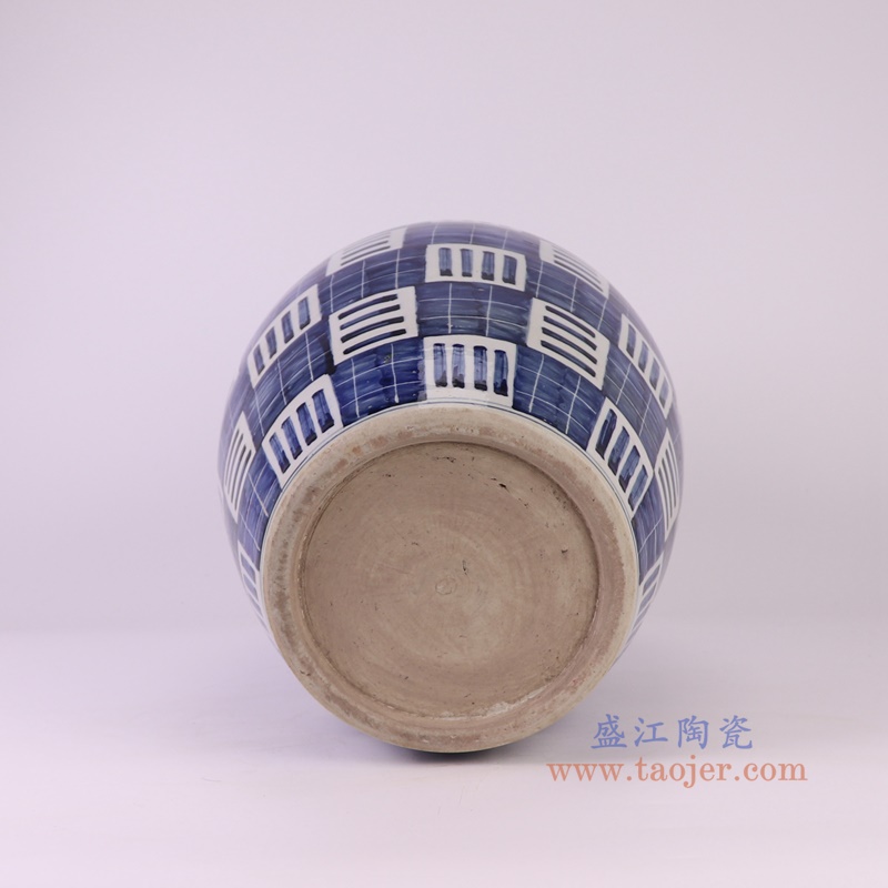 RZPI81青花蓝底方格线纹冬瓜罐底部图