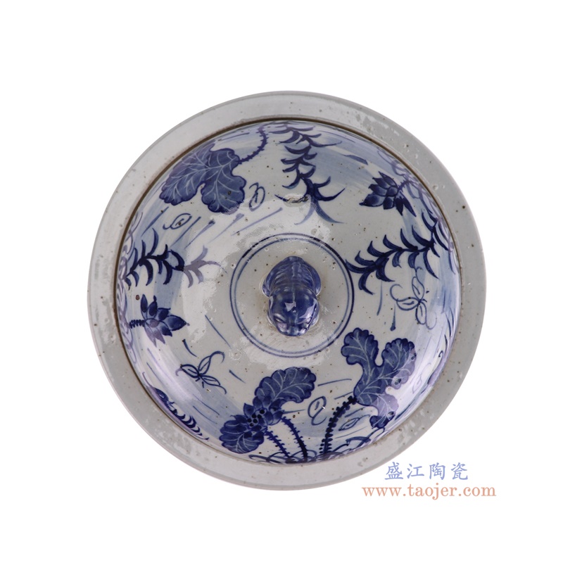 RXBN15-A青花荷花鸳鸯狮子头盖罐顶部图
